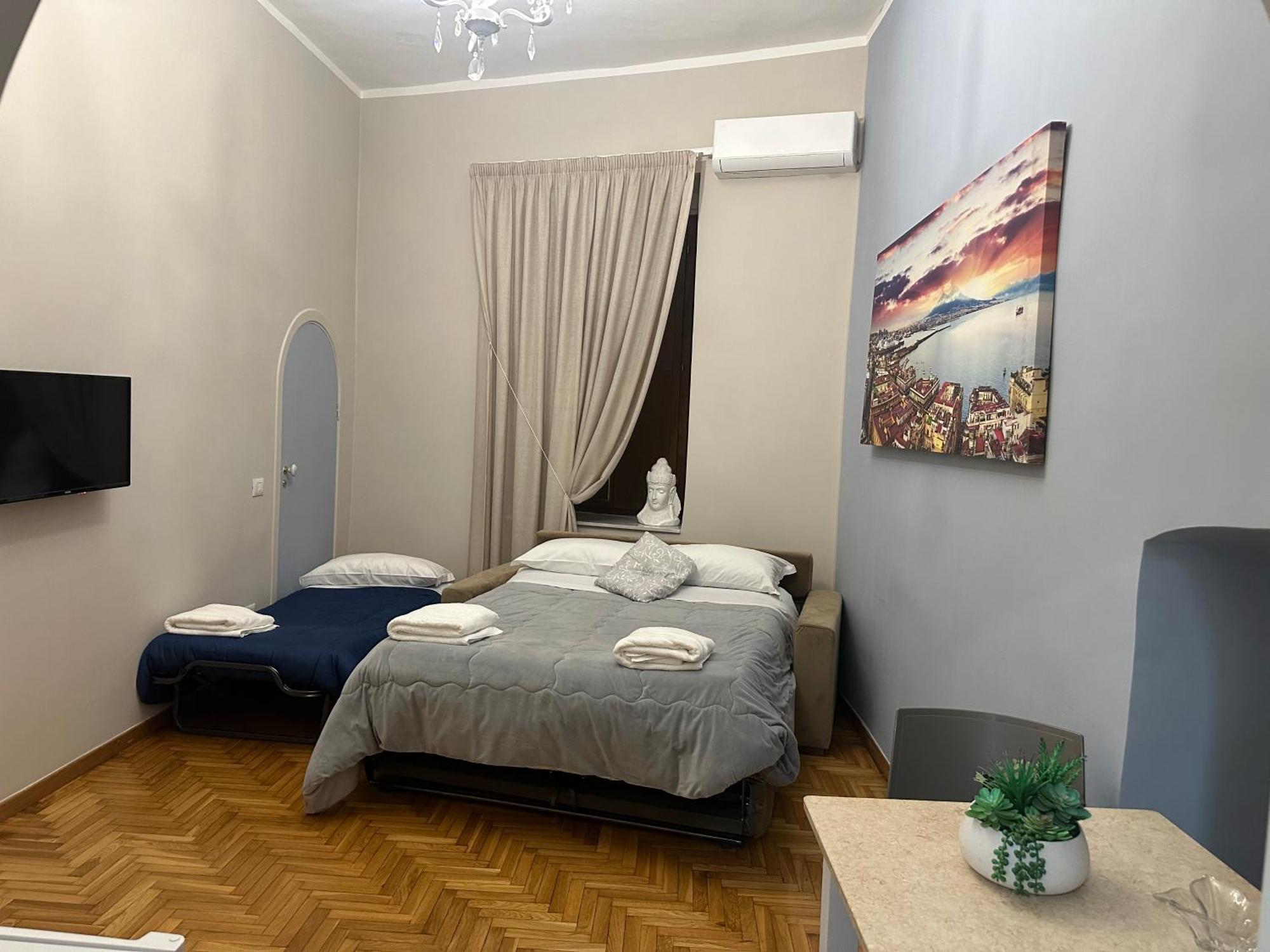 Portanova 6 Apartment Naples